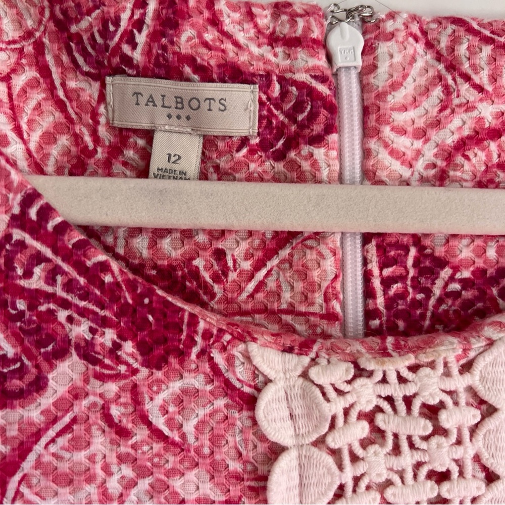 Talbots Pink and Cream Textured Dress - Shell Pattern - Picture 3 of 6